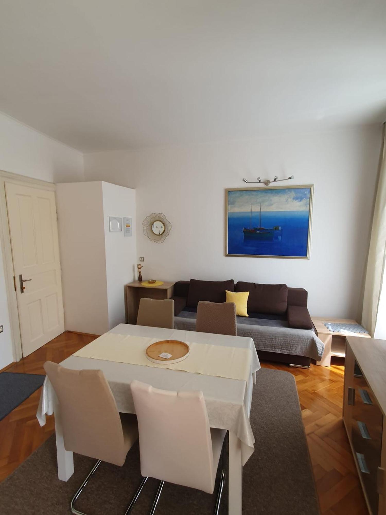Apartment Sandra 2+2 *** Цриквеница Экстерьер фото